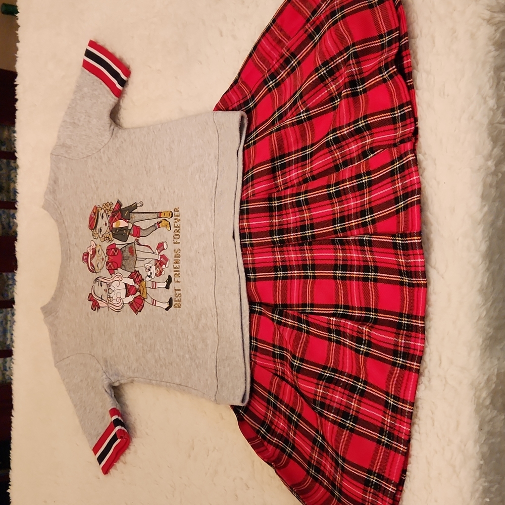 Girl  Garanimals skirt and top, 4t. 5t red